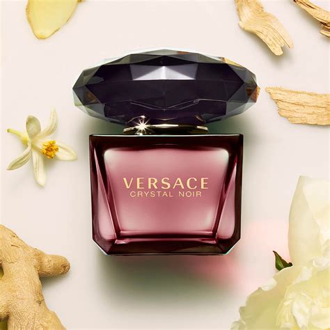 crystal noir versace opinioni|versace crystal noir reviews.